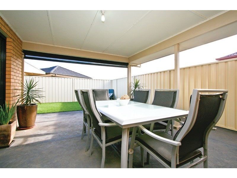 11 Waterside Drive, Burton SA 5110