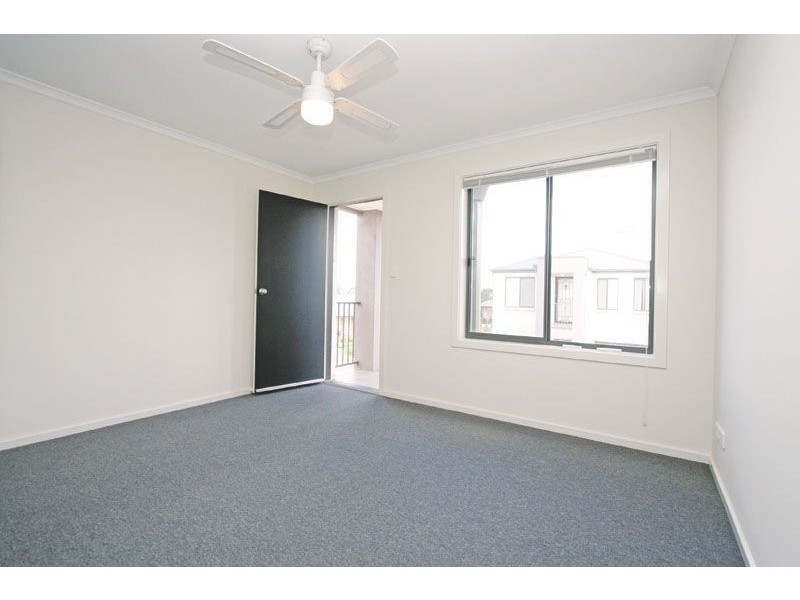 6 Hamra Drive, Smithfield SA 5114