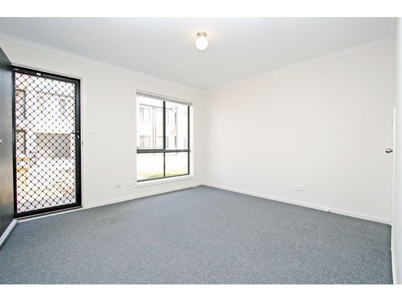 6 Hamra Drive, Smithfield SA 5114