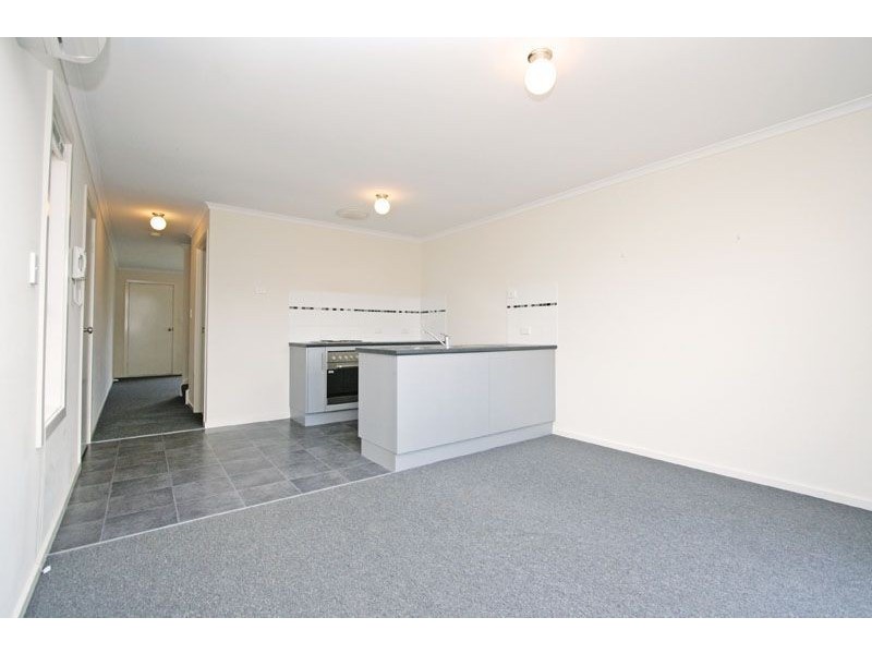 6 Hamra Drive, Smithfield SA 5114