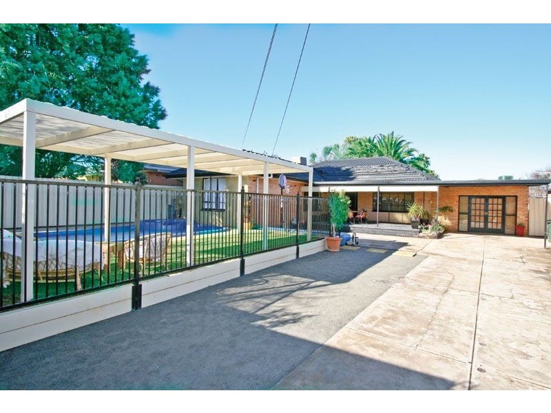 29 Kalina Avenue, Para Vista SA 5093