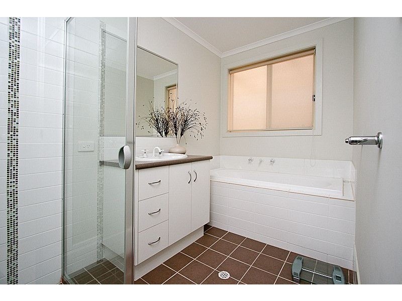 11 Melvina Road, Paralowie SA 5108