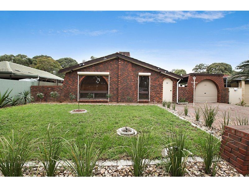 30 The Pines Grove, Paralowie SA 5108