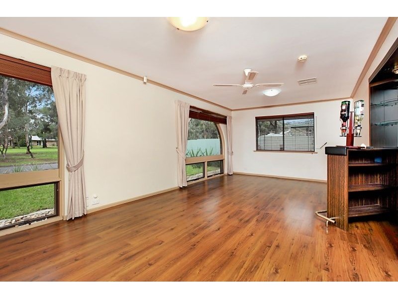 30 The Pines Grove, Paralowie SA 5108