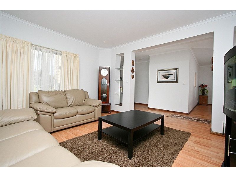 27 Brookfield Avenue, Burton SA 5110