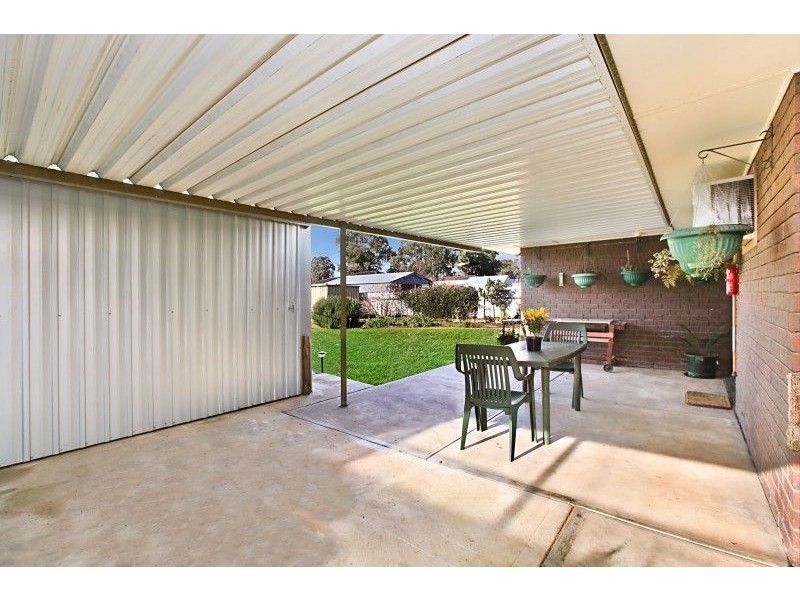 6 Meath Avenue, Salisbury Downs SA 5108