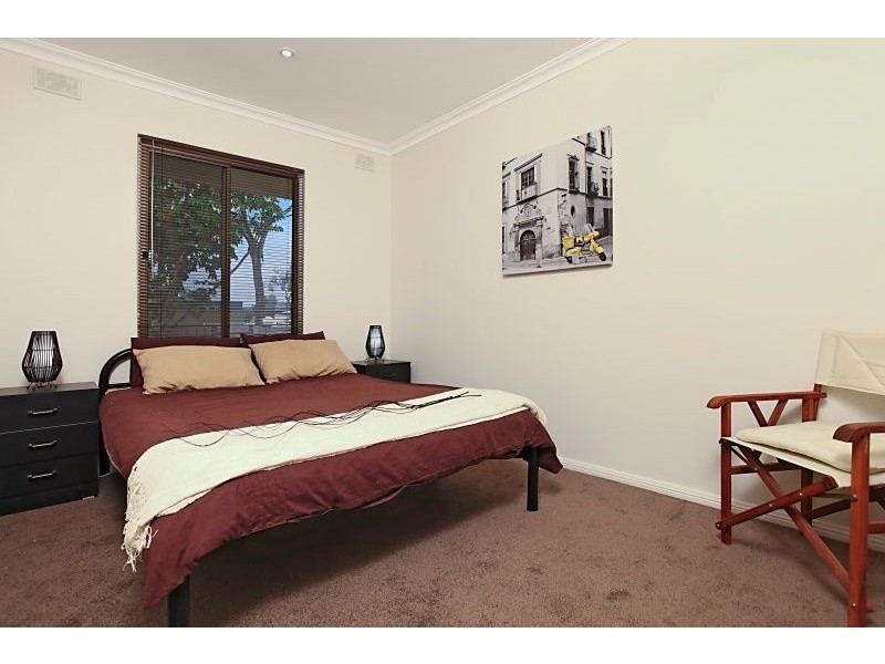 1 Spencer St, Parafield Gardens SA 5107