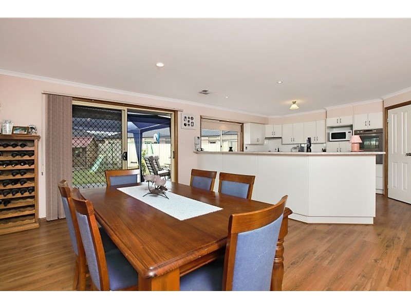 29 Waterside Dr, Burton SA 5110