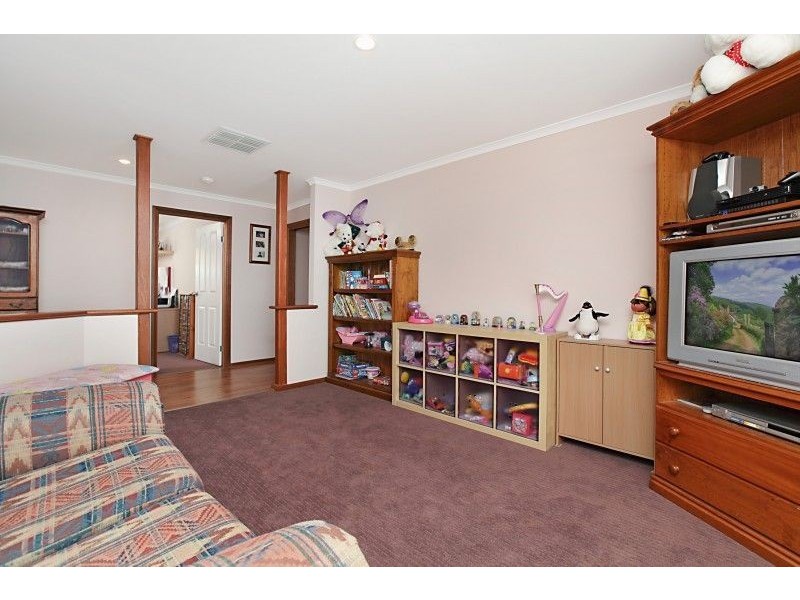 29 Waterside Dr, Burton SA 5110