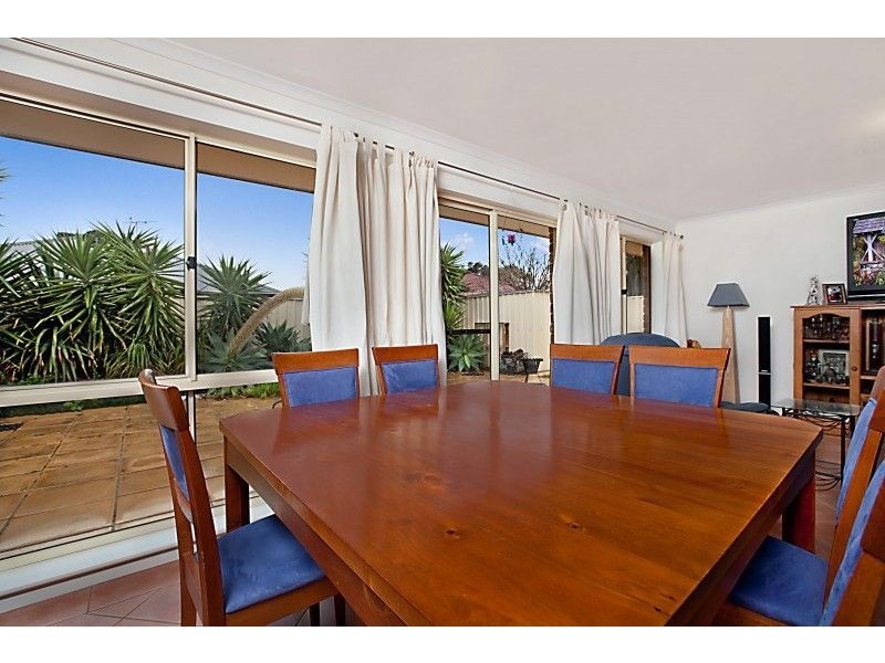 8 Jessie Goodes Ct, Parafield Gardens SA 5107