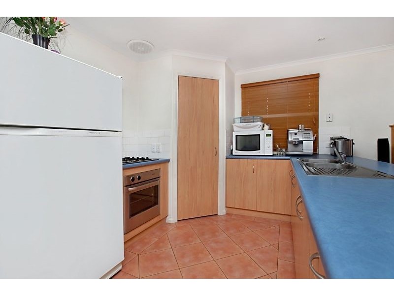 8 Jessie Goodes Ct, Parafield Gardens SA 5107