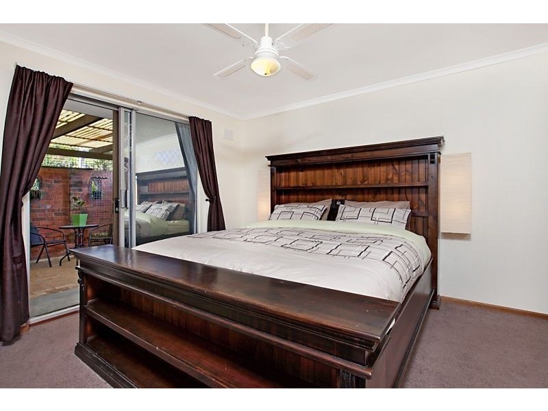 28 Hawker Cres, Elizabeth East SA 5112