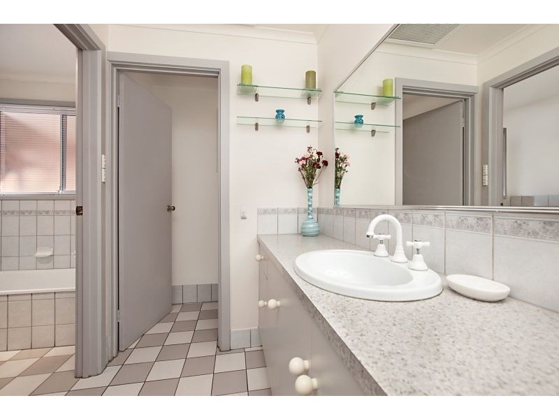 19 Carnation Ct, Parafield Gardens SA 5107