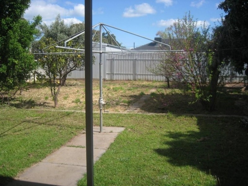 215 Salsibury Highway, Salisbury Downs SA 5108