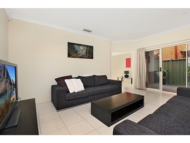 8 Sanctuary Drive, Mawson Lakes SA 5095