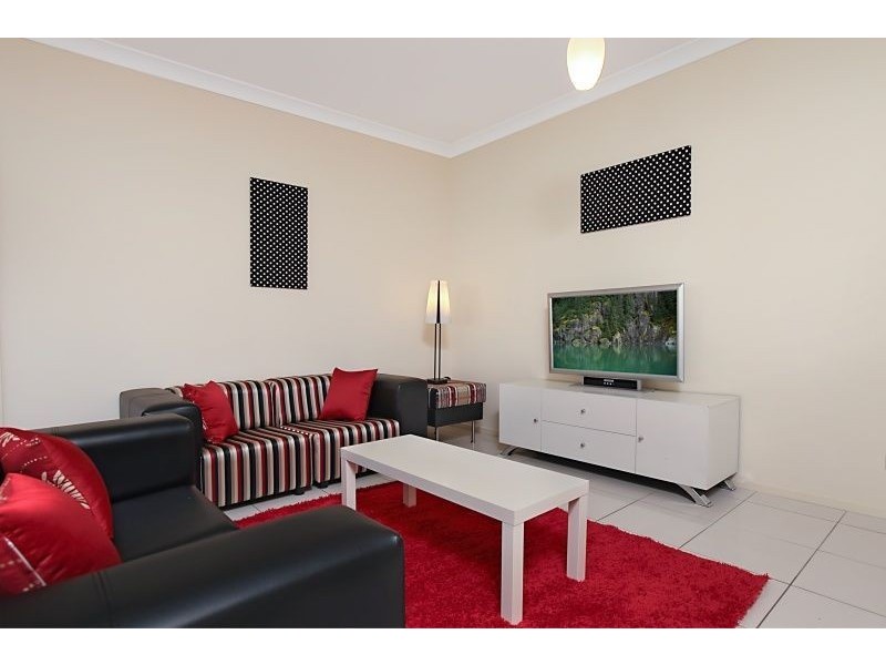 8 Sanctuary Drive, Mawson Lakes SA 5095
