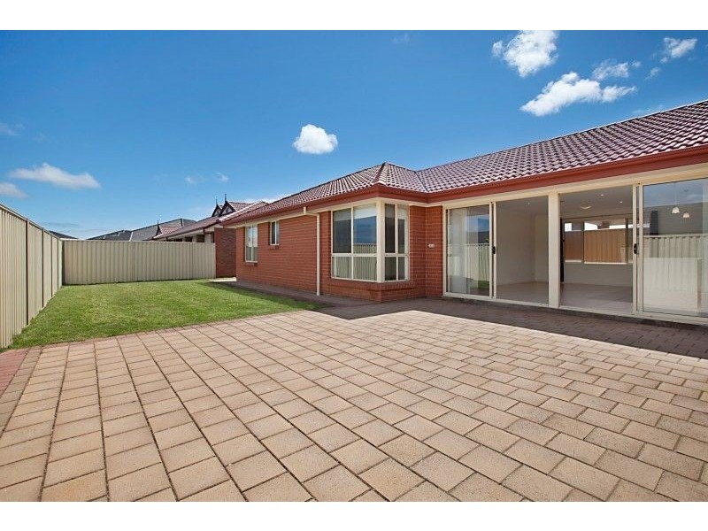 9 Edgewater Place, Burton SA 5110