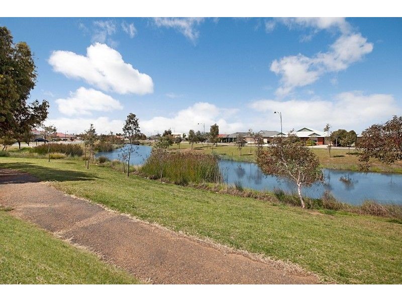9 Edgewater Place, Burton SA 5110