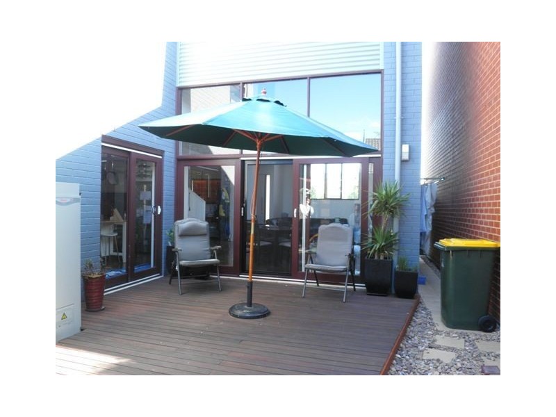 1 Fraser Lane, Mawson Lakes SA 5095