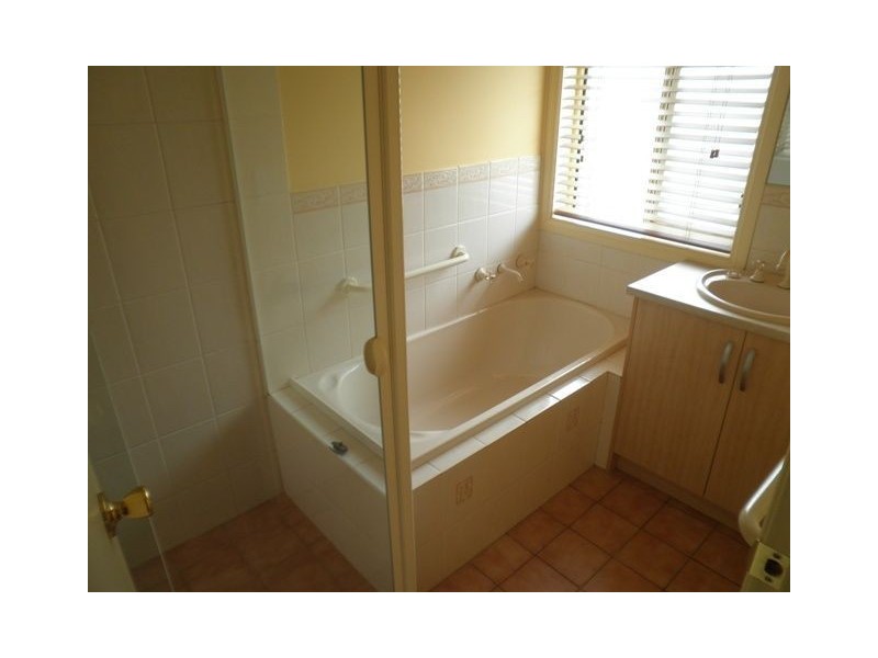 17 Lakeridge Circuit, Burton SA 5110