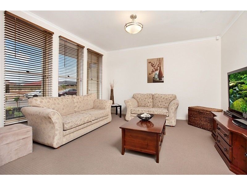 5 Oxford Drive, Andrews Farm SA 5114