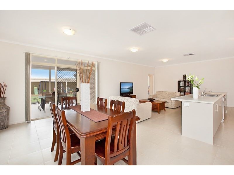 5 Oxford Drive, Andrews Farm SA 5114