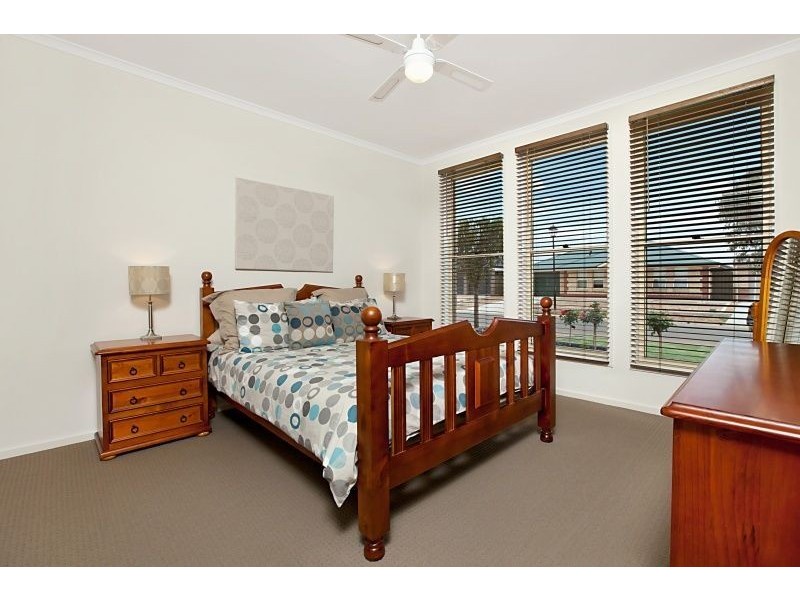 5 Oxford Drive, Andrews Farm SA 5114