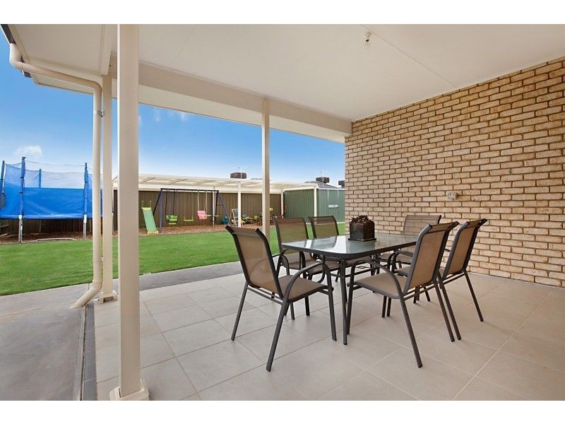 5 Oxford Drive, Andrews Farm SA 5114