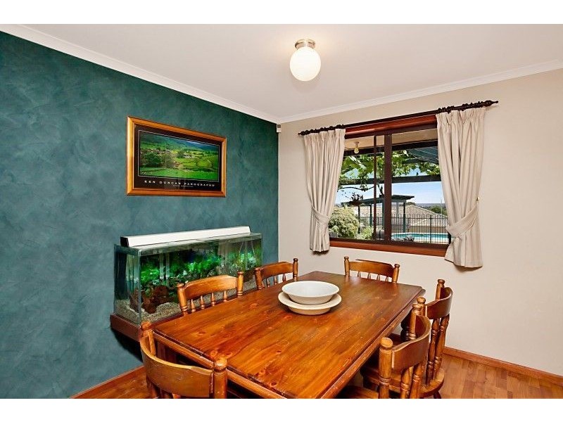 9 Jenolan Crescent, Hillbank SA 5112
