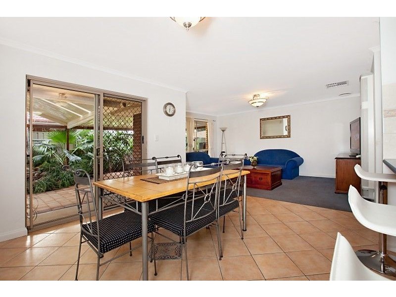 79 Castle Drive, Burton SA 5110