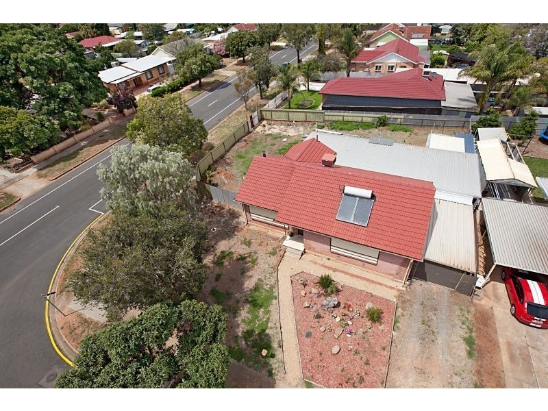 28 Lindsay Street, Elizabeth Downs SA 5113