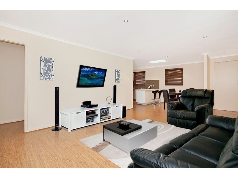 27 Heathersett Drive, Salisbury Park SA 5109