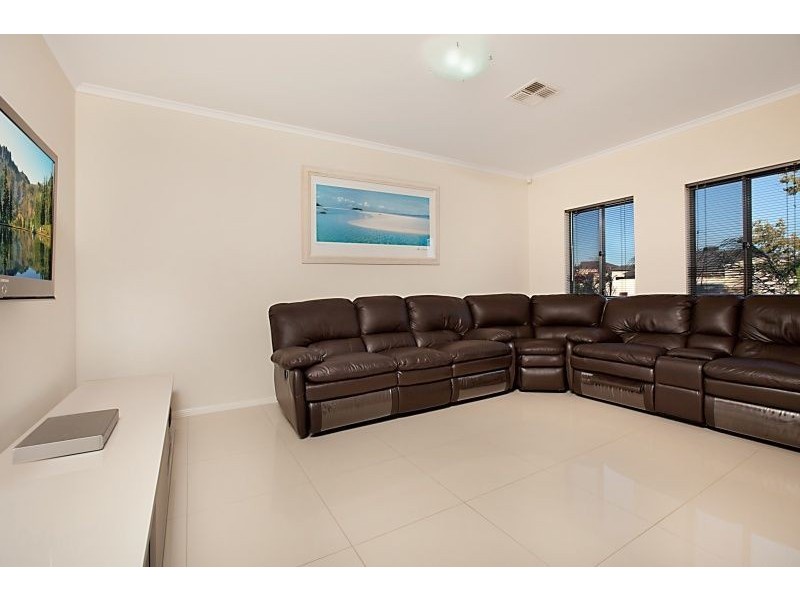 31 Waterside Drive, Burton SA 5110