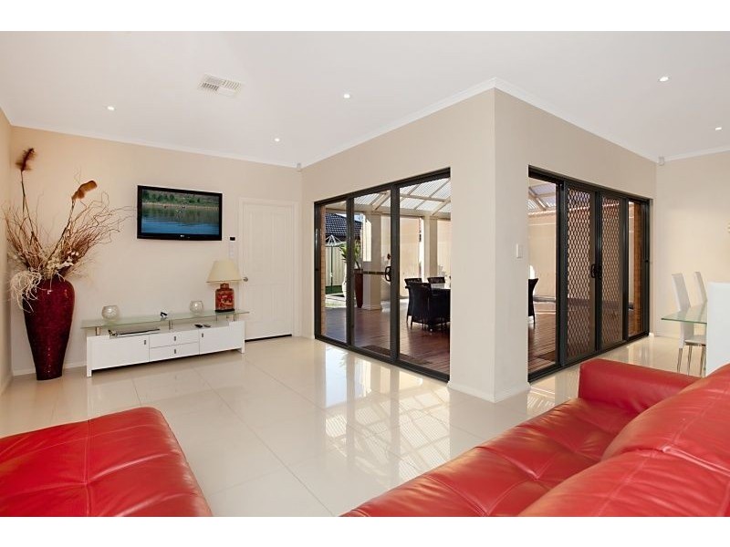 31 Waterside Drive, Burton SA 5110