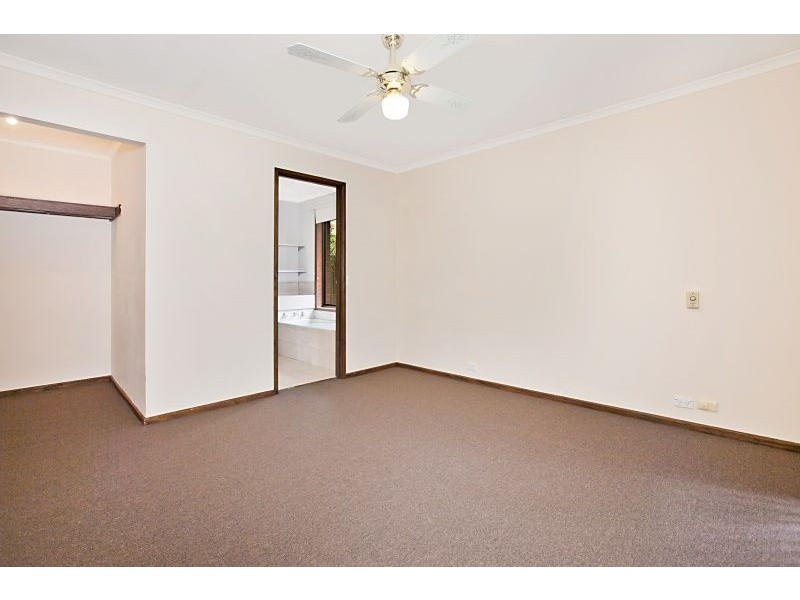 5 Garfield Court, Paralowie SA 5108