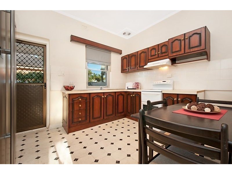 46 Gladstone Road, Mansfield Park SA 5012