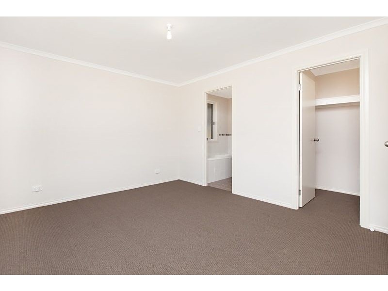 22 Tasos Drive, Munno Para West SA 5115