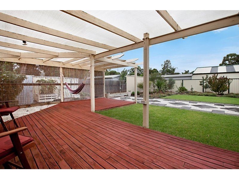 15 Middle Avenue, Paralowie SA 5108