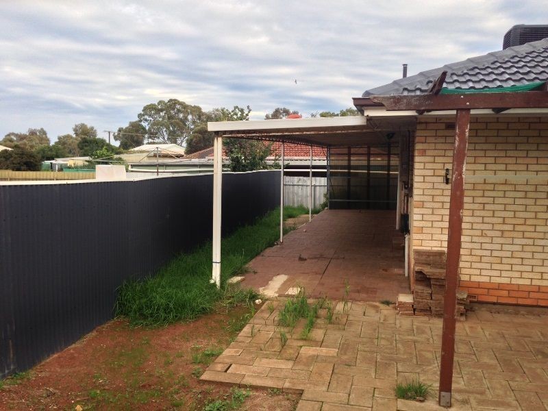 17 Liverpool Crescent, Salisbury East SA 5109