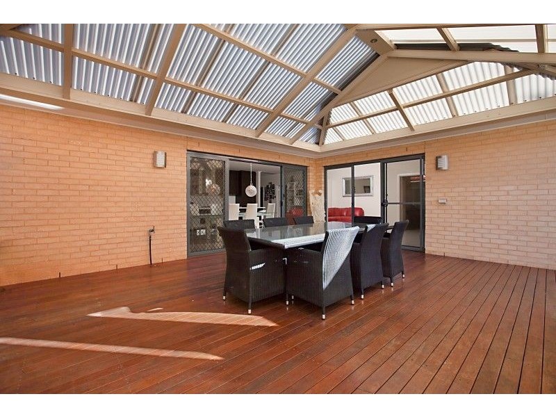 31 Waterside Drive, Burton SA 5110