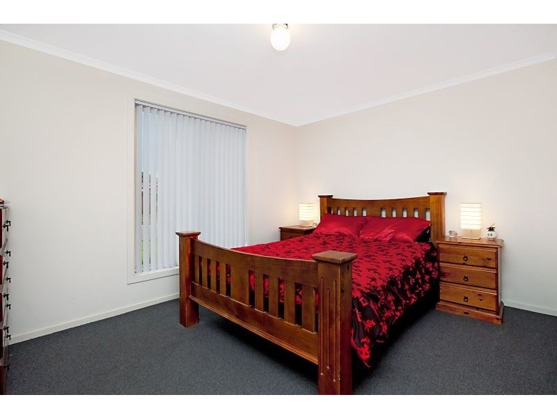 8 Napolean Court, Paralowie SA 5108