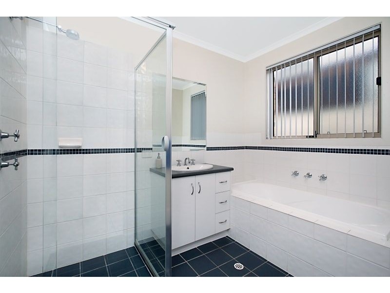 8 Napolean Court, Paralowie SA 5108