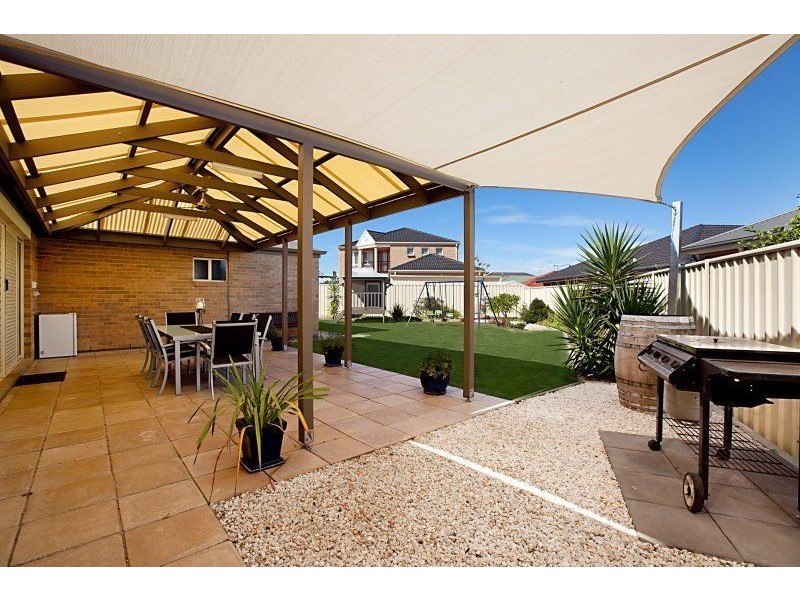 4 Portsea Crescent, Burton SA 5110