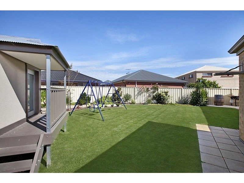 4 Portsea Crescent, Burton SA 5110