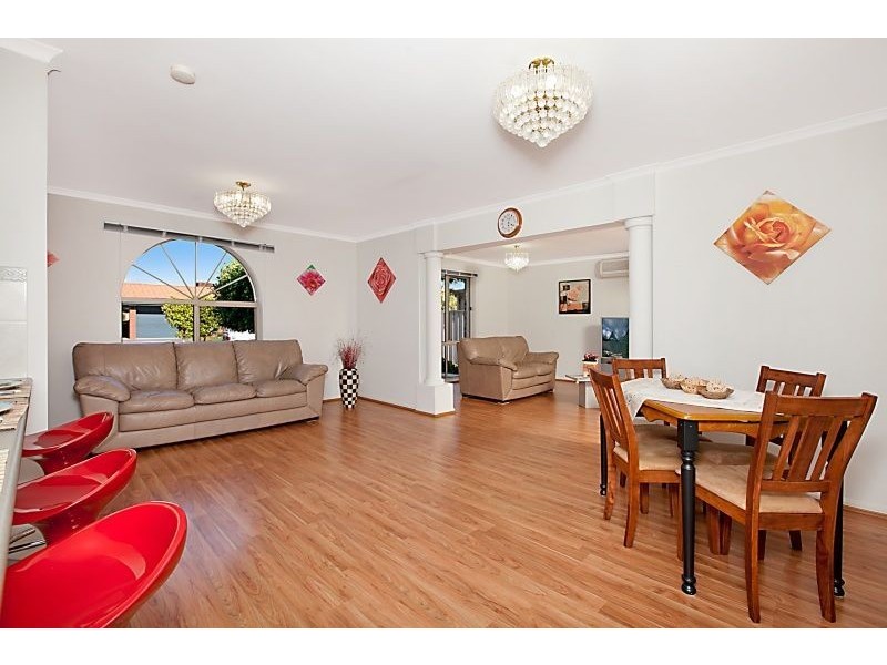 4 Rosette Avenue, Para Hills West SA 5096