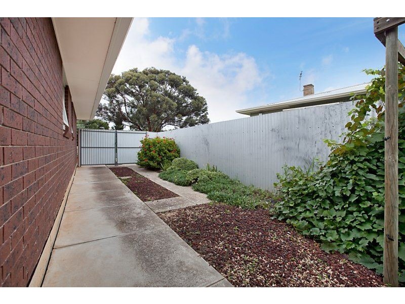 1/8 Grateley Street, Elizabeth Grove SA 5112