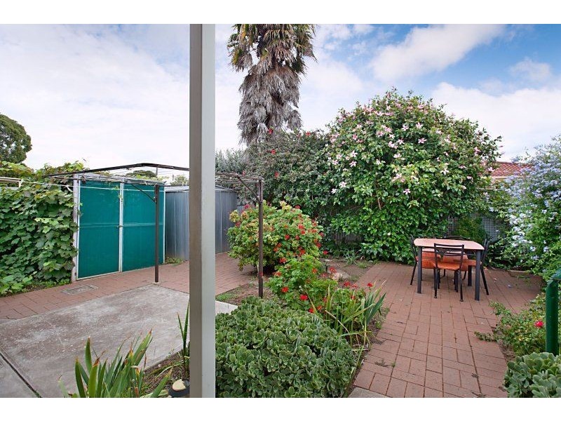 1/8 Grateley Street, Elizabeth Grove SA 5112