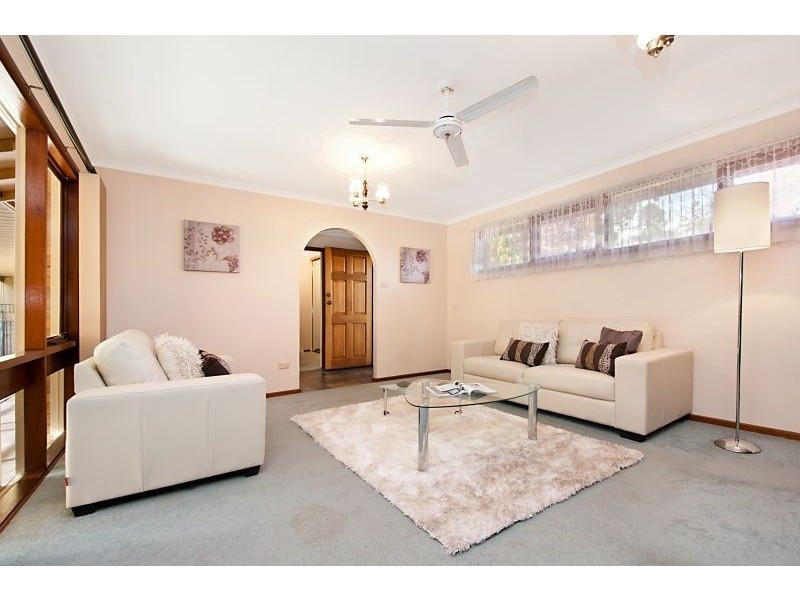 15 Woodchester Street, Para Hills West SA 5096