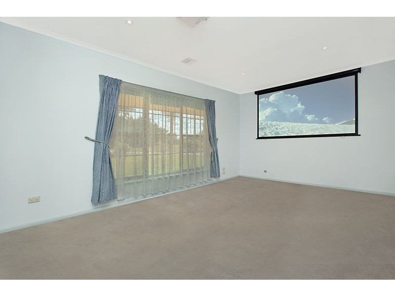 2 Elwood Road, Macdonald Park SA 5121