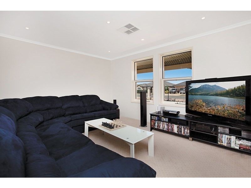 13 Springbank Boulevard, Burton SA 5110